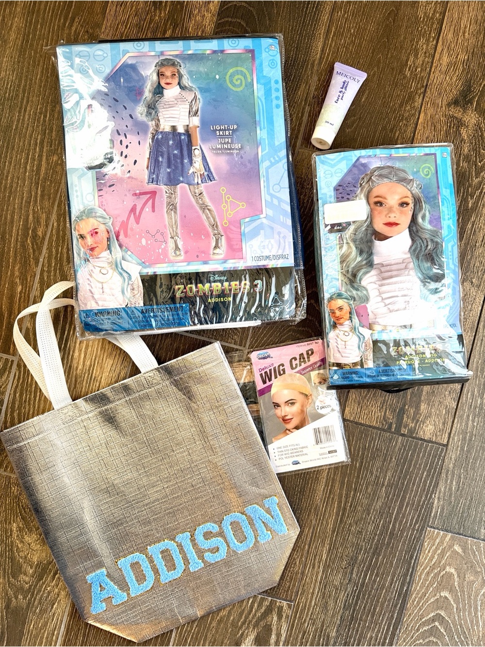 Disney Zombies 3 Girls’ Light-Up Addison Alien Costume and Wig Bundle—Medium